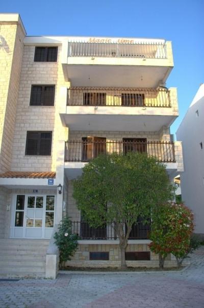 Apartments Magic Time Подстрана Екстериор снимка